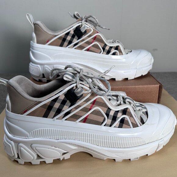 Burberry Arthur Sneakers Shoe Men's 11 US (44) Archive Beige/White 8037254 - Picture 1 of 16